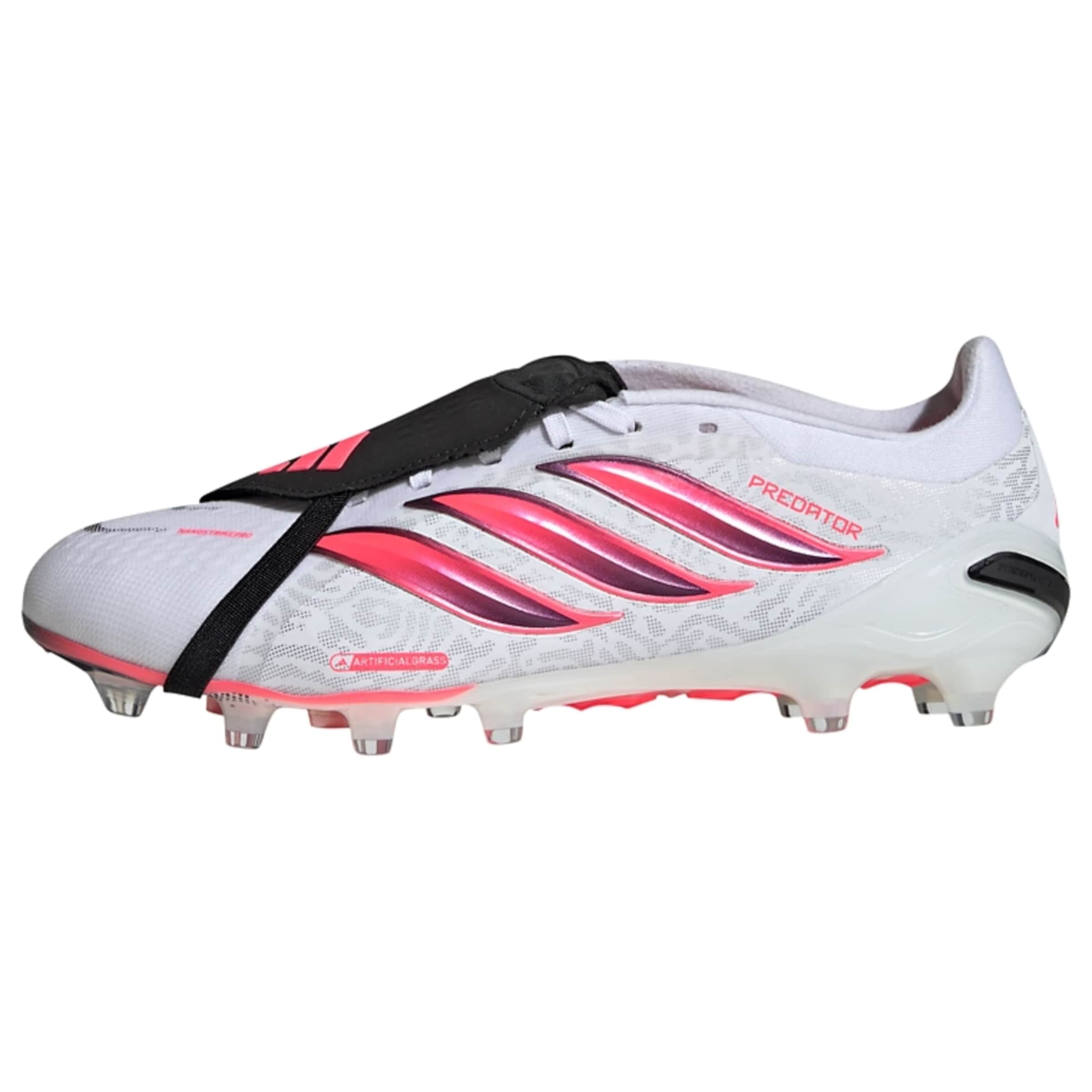 Chaussure de foot 'Predator Pro' ADIDAS PERFORMANCE en blanc : devant