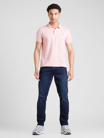 T-Shirt GANT en rose