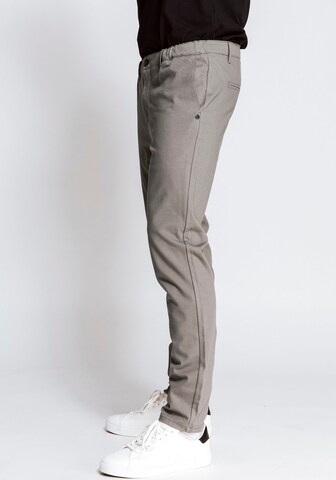 Zhrill Regular Pants in Grey
