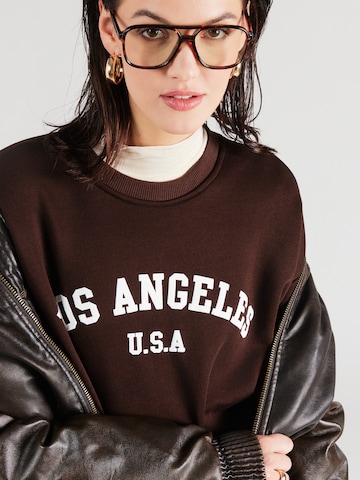studioselect Sweatshirt 'Alena' in Brown