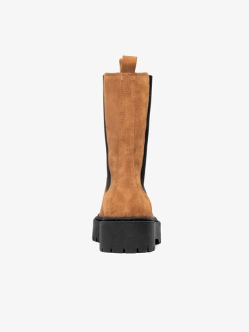 Bianco Chelsea Boots in Brown