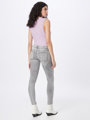 ONLY Skinny Jeans 'Coral' in Grey