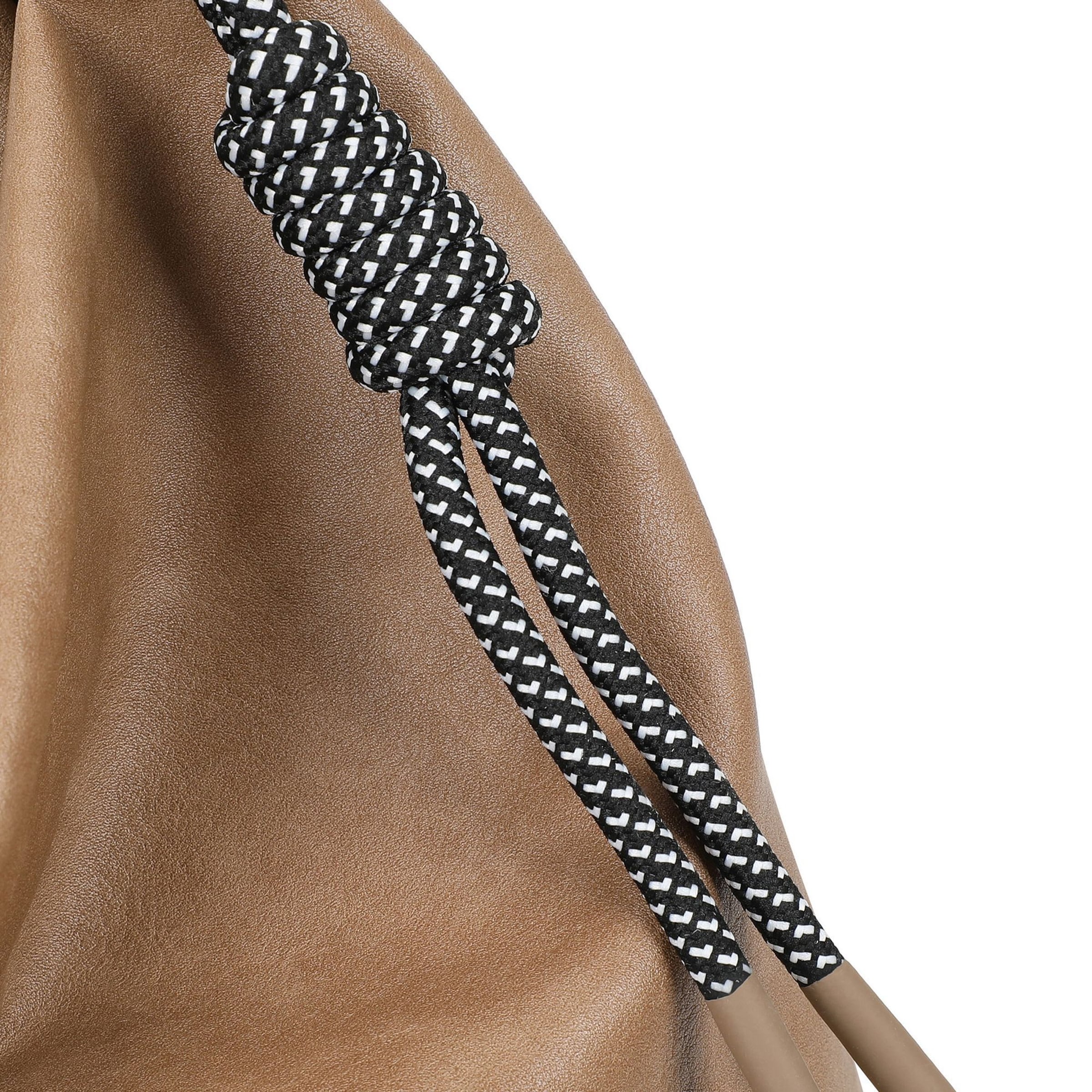 Fritzi aus Preußen Buideltas 'Lou' in Grijs