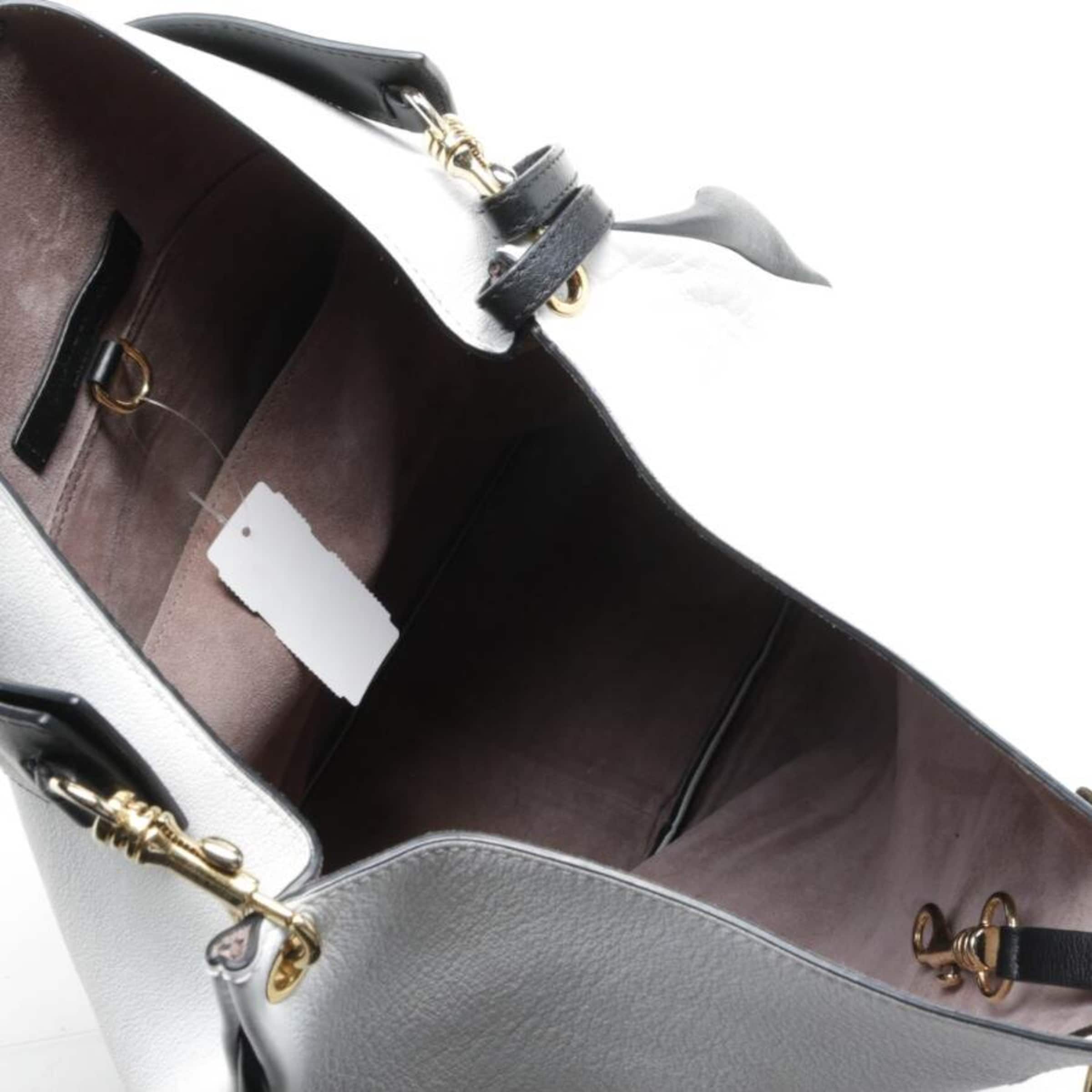 JW Anderson Schultertasche / Umhängetasche One Size in Schwarz