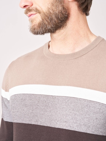 Pull-over Deeluxe en marron