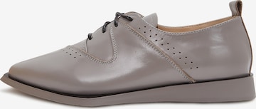 CESARE GASPARI Classic Flats in Grey: front