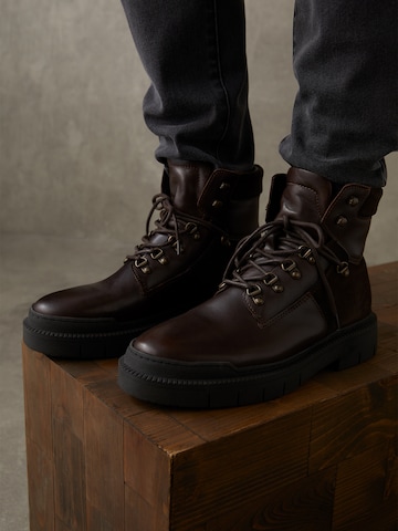 ABOUT YOU x Kevin Trapp Boots 'Toni' in Brown: front