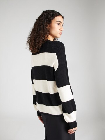 Pull-over 'Atia' ONLY en noir