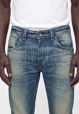 Regular Jean '1985 LARKEE' DIESEL en bleu