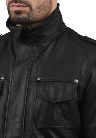 Veste mi-saison 'SDCamash' !Solid en noir
