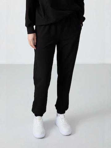 Tommy Life - Fato de jogging em preto