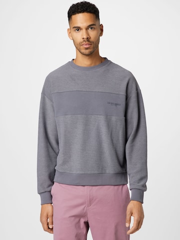 BURTON MENSWEAR LONDON Sweatshirt in Grijs: voorkant