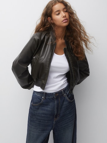 Veste mi-saison Pull&Bear en noir : devant