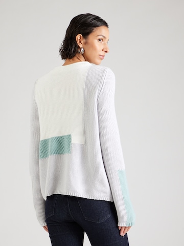 Pullover di monari in bianco