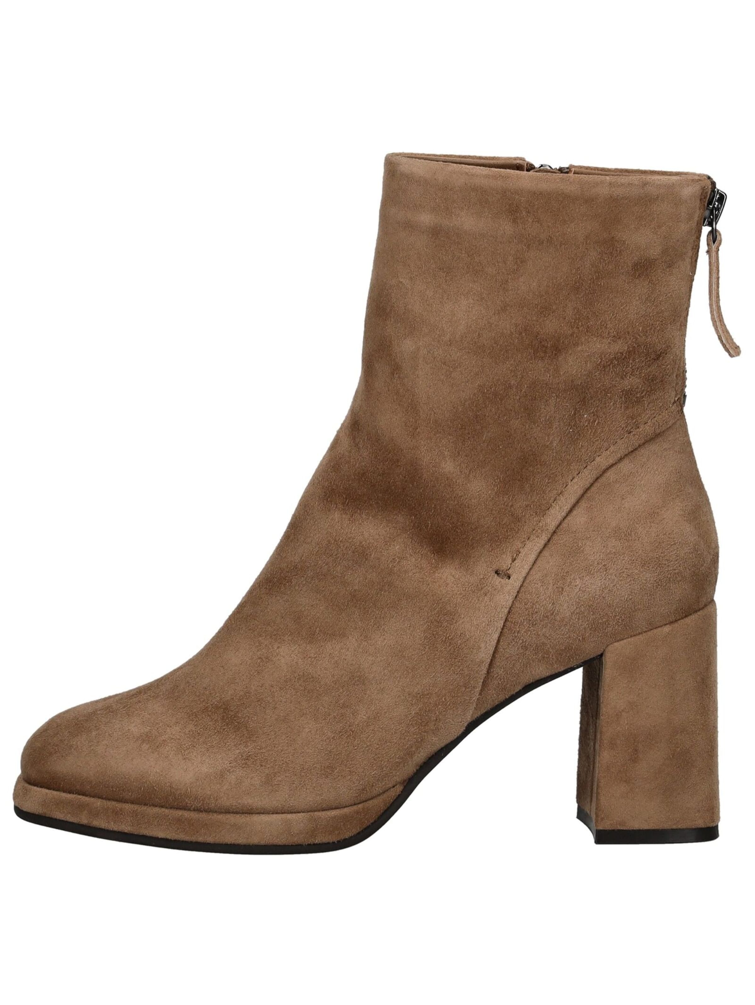 Regarde le Ciel Bootie in Brown