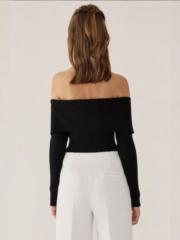 Hiccup Pullover in Schwarz