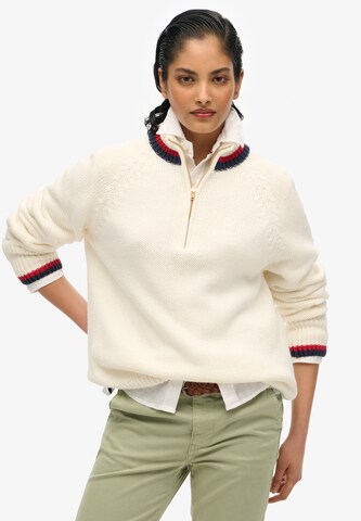 Superdry Trui in Beige: voorkant