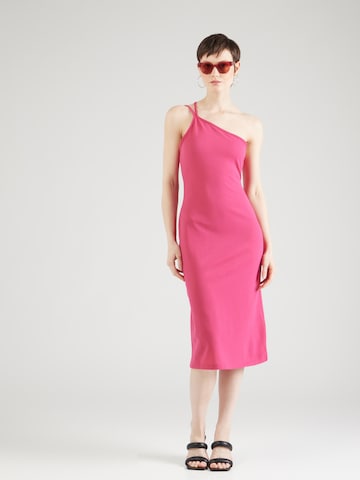 Trendyol Платье в Ярко-розовый: спереди