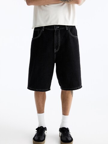 Pull&Bear Loosefit Shorts in Schwarz: Vorderseite