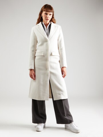 Giacca di mezza stagione 'Ines' di ABOUT YOU in beige: frontale