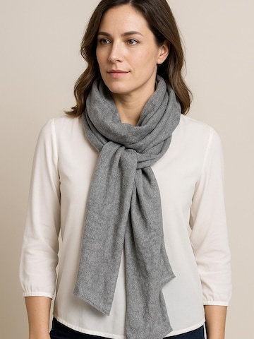 COLLEZIONE ALESSANDRO Scarf 'Jeans' in Grey: front