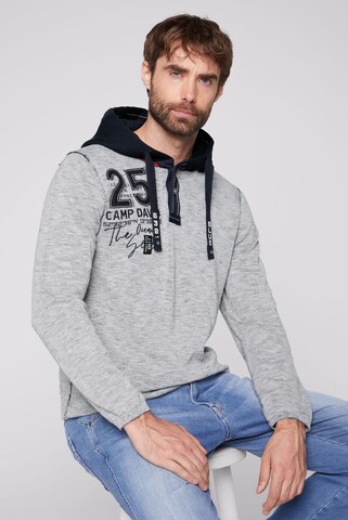 CAMP DAVID Pullover 'Ocean´s Seven II' in Grau: predná strana