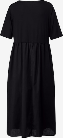 Sara Lindholm Dress in Black