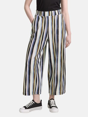 TOM TAILOR DENIM Wide leg Trousers in Green: front