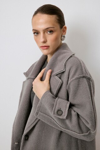Touche Prive Winter coat in Grey