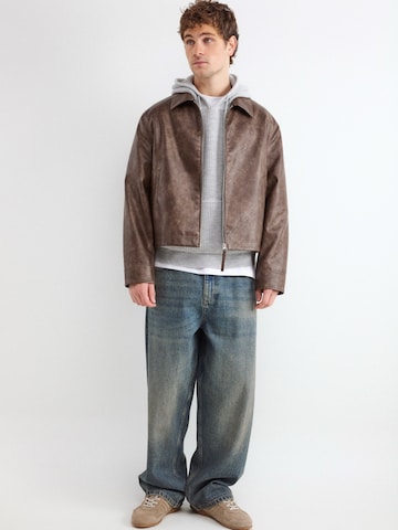 BALMOHK Välikausitakki värissä ruskea