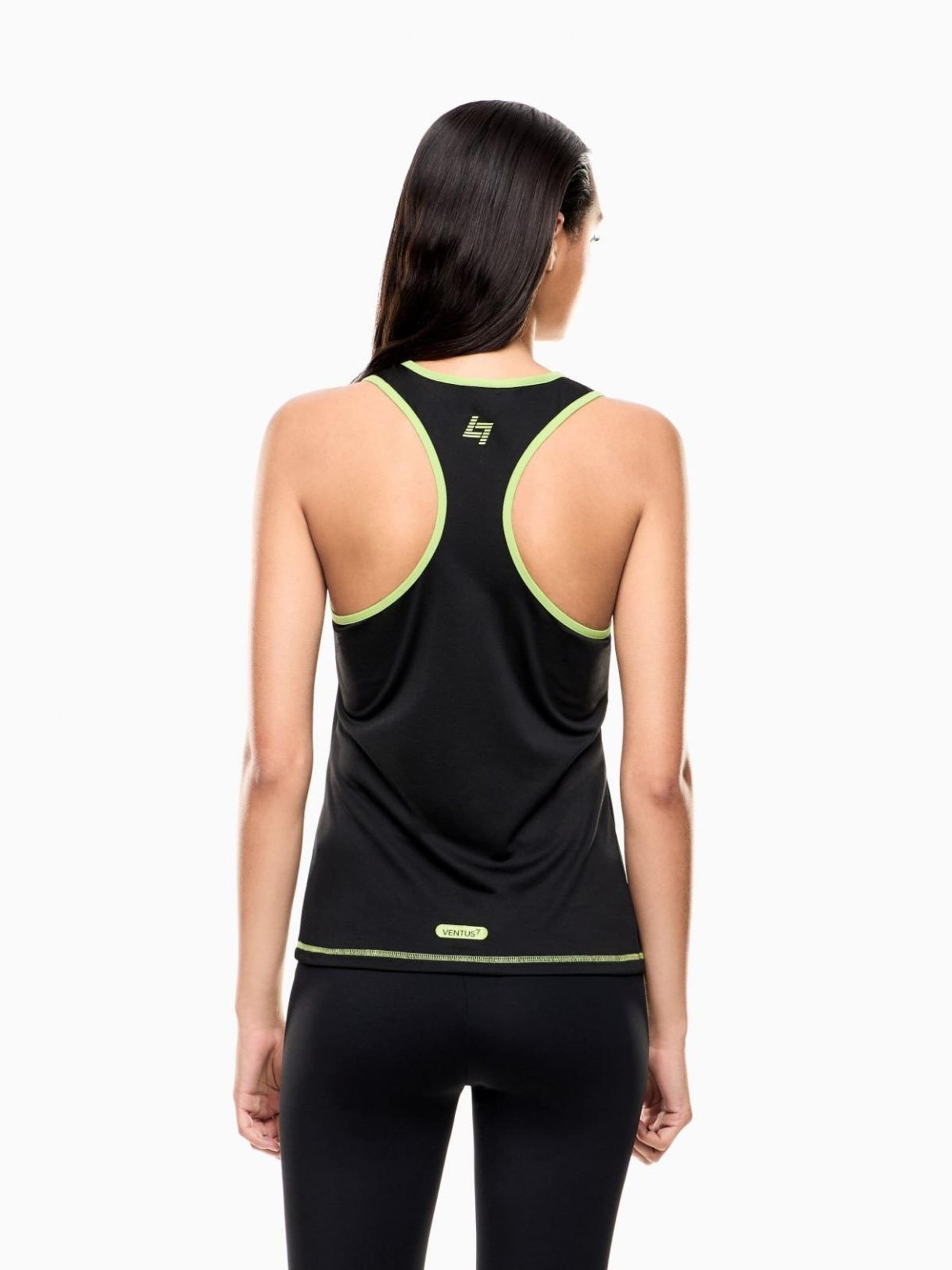 Top di Emporio Armani in nero