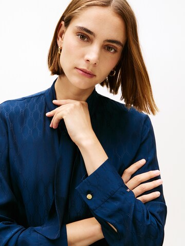 TOMMY HILFIGER - Blusa en azul