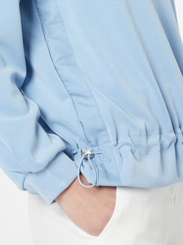 MORE & MORE Sweatshirt 'Preppy blue' i blå