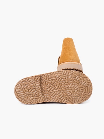 Pisamonas - Botas en beige