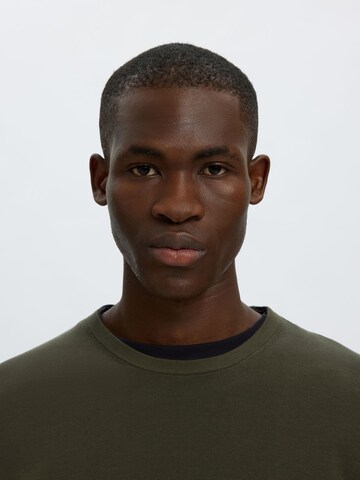 T-Shirt 'SLHTorino' SELECTED en vert