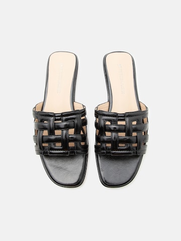 PETER KAISER Papucs - fekete