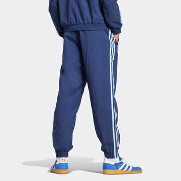 ADIDAS ORIGINALS Tapered Nadrág 'Adicolor Firebird' - kék