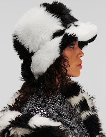 Karl Lagerfeld Hat i sort: forside