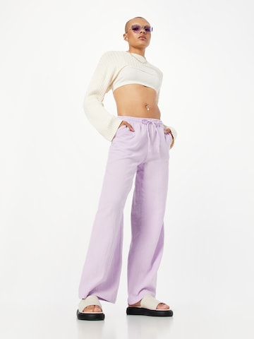 Gina Tricot Wide leg Pants 'Disa' in Purple