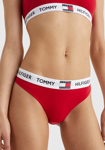 Tommy Hilfiger Underwear Regular Thong in Red: front