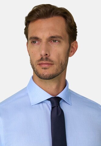 Boggi Milano Shirt in Blue: front