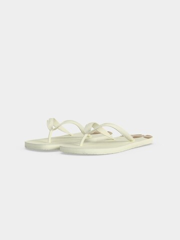 ADIDAS ORIGINALS - Chinelos de dedo 'Adi Sun' em branco