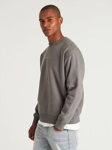 CHASIN' Sweatshirt ' Ido ' in Grau