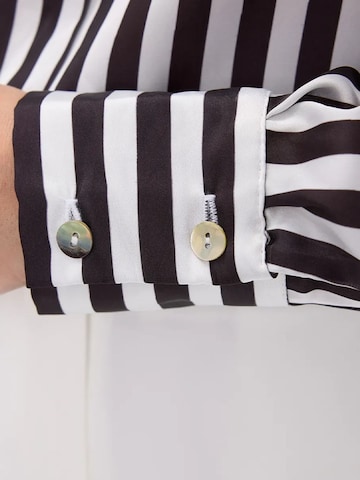 Hiccup - Blusa em preto