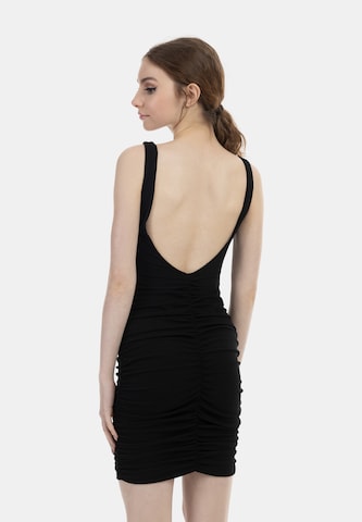 myMo at night Dress in Black