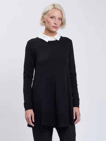 Influencer Pullover in Schwarz: Vorderseite