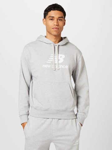 new balance Sweatshirt 'Essential' in Grau: predná strana