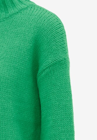 MYMO Sweater in Green