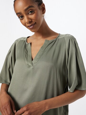 Camicia da donna 'Tago' di Ibana in verde