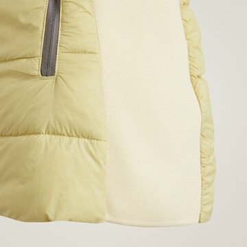 ADIDAS BY STELLA MCCARTNEY Sportbodywarmer 'TrueNature' in Geel